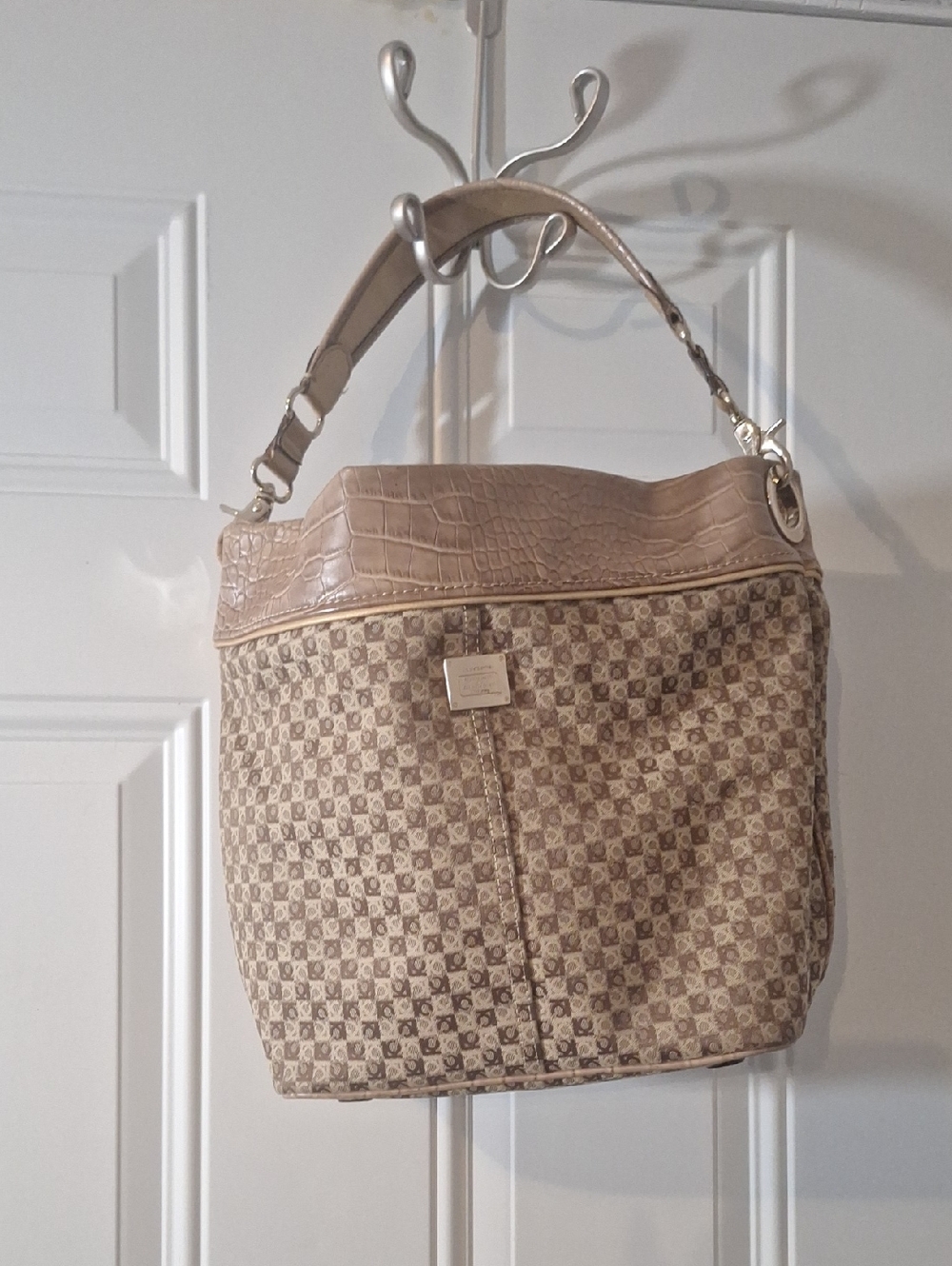 Designer-Style Beige Patterned Shoulder Bag